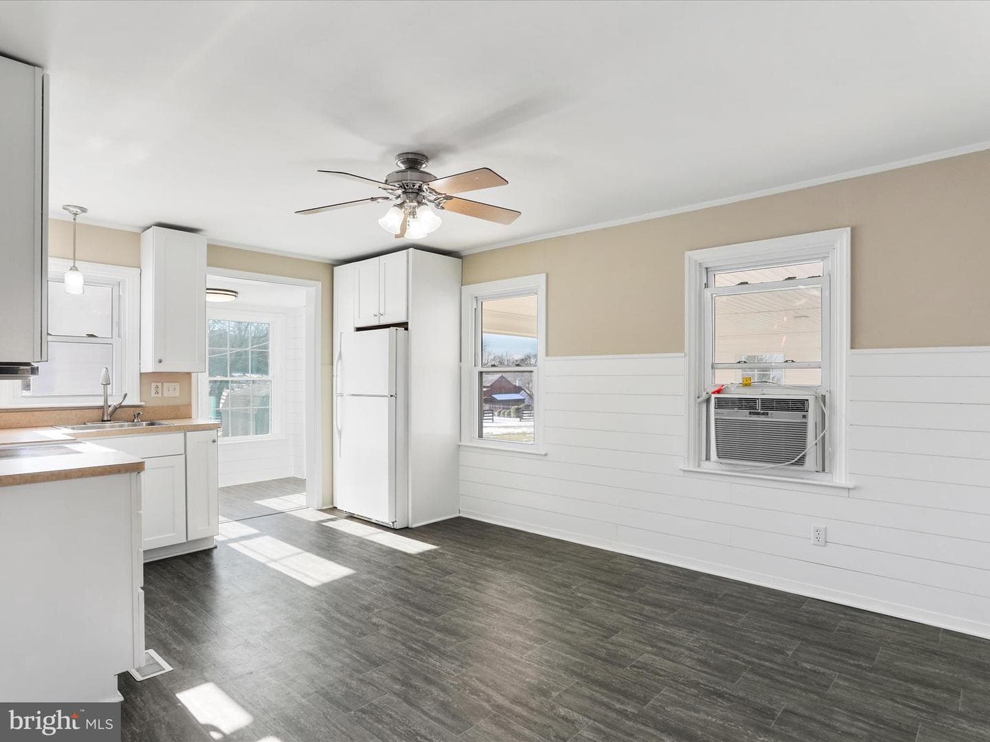 20921 Twin Springs Drive photo 8