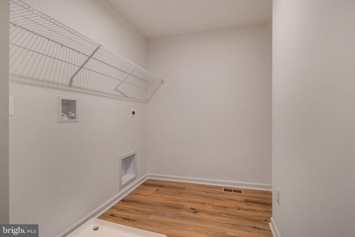 9343 Alloway Drive photo 54