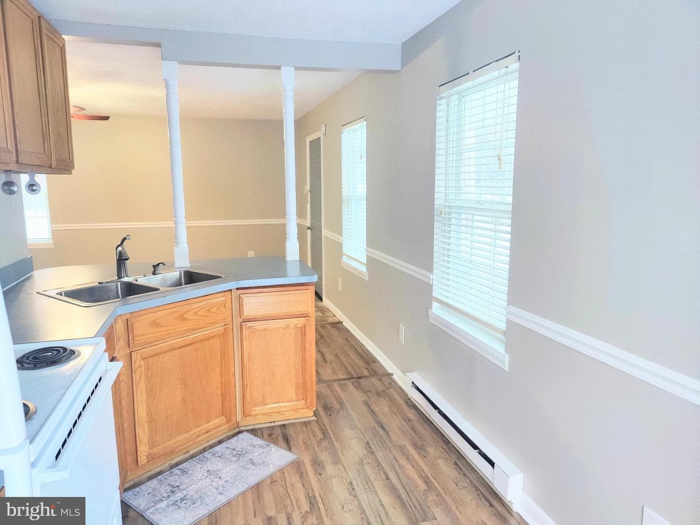 30 Bell Lane photo 2