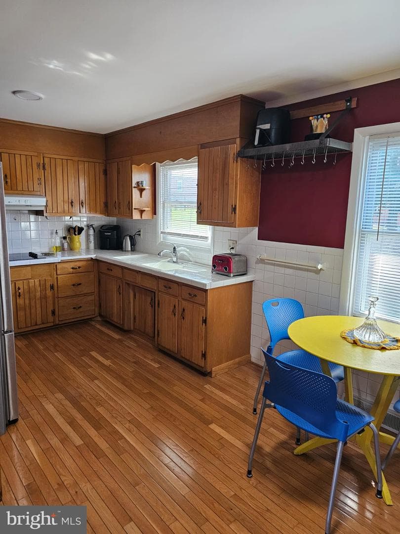 1515 W Church Street W photo 7
