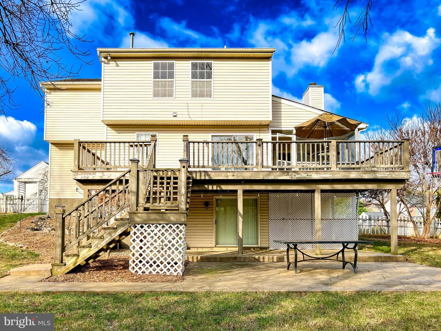 430 Westminster Court photo 4