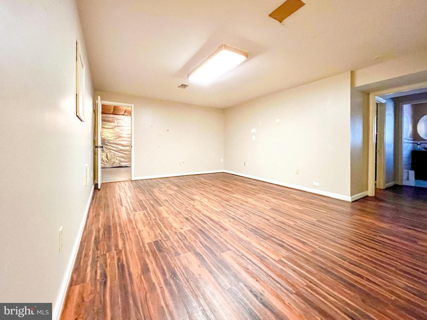 430 Westminster Court photo 49
