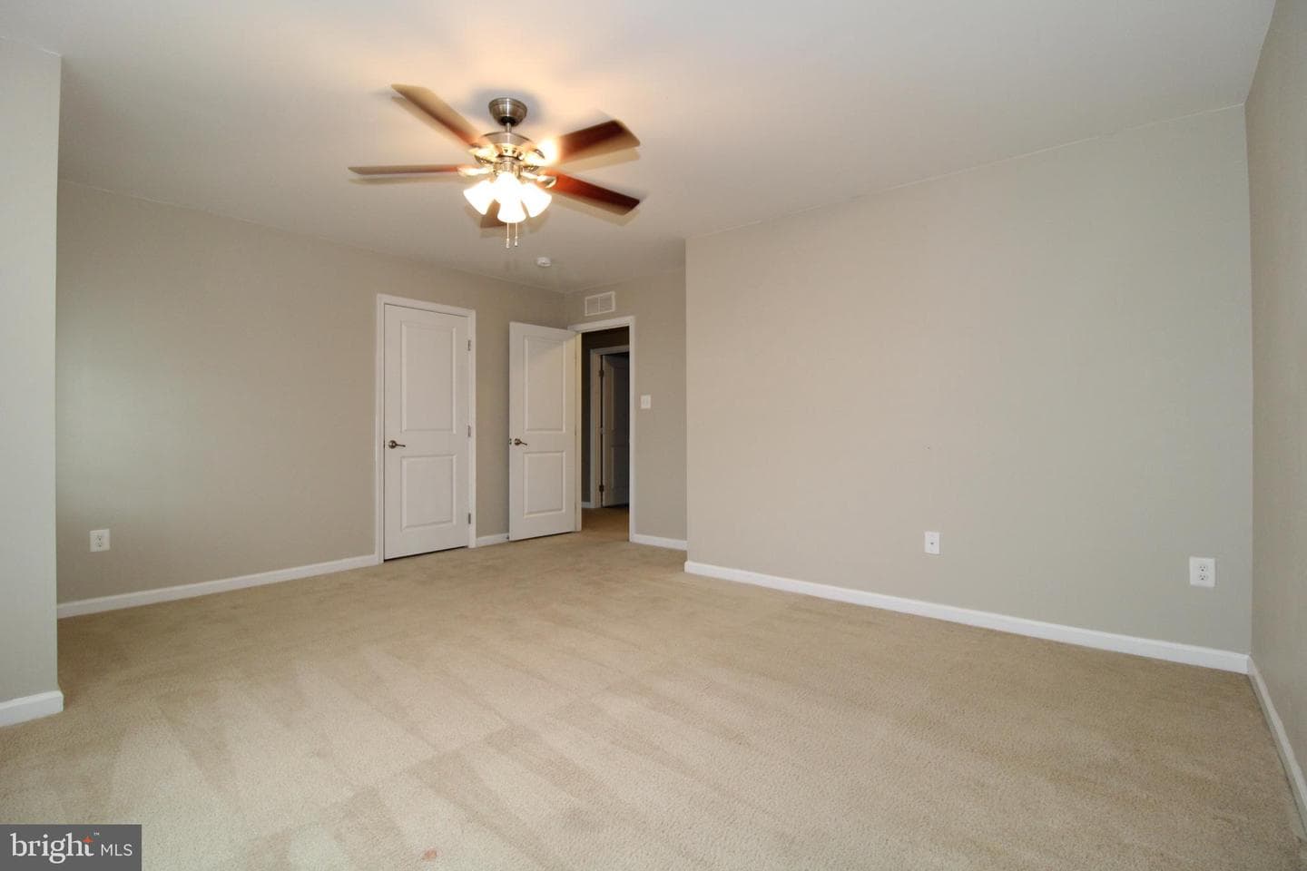 9505 Morning Dew Drive photo 9