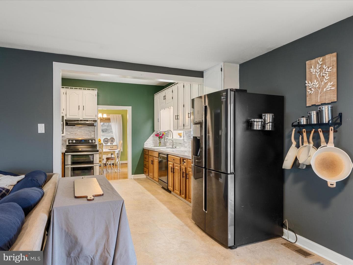 11439 Englewood Road photo 19