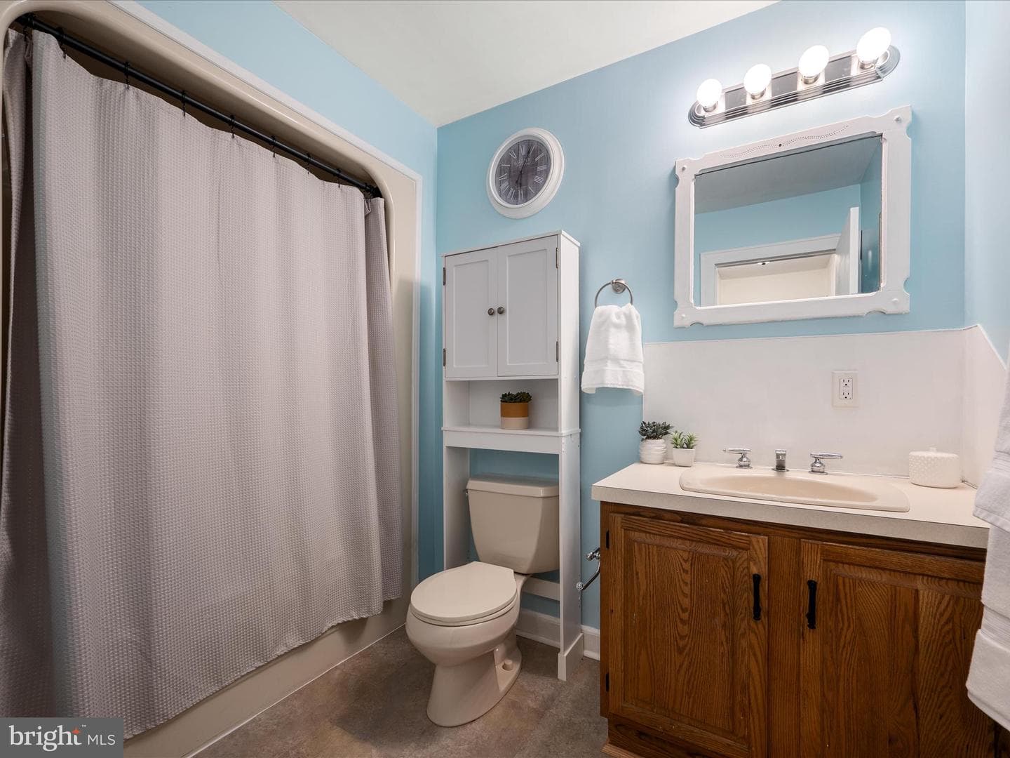11439 Englewood Road photo 27