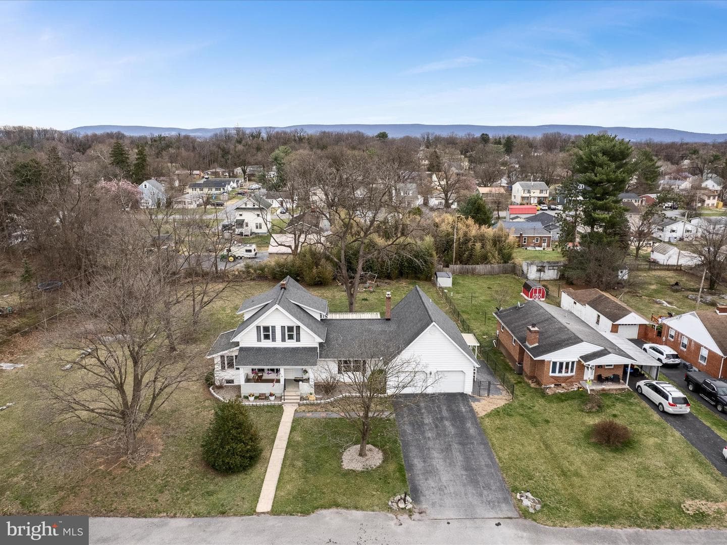 11439 Englewood Road photo 54