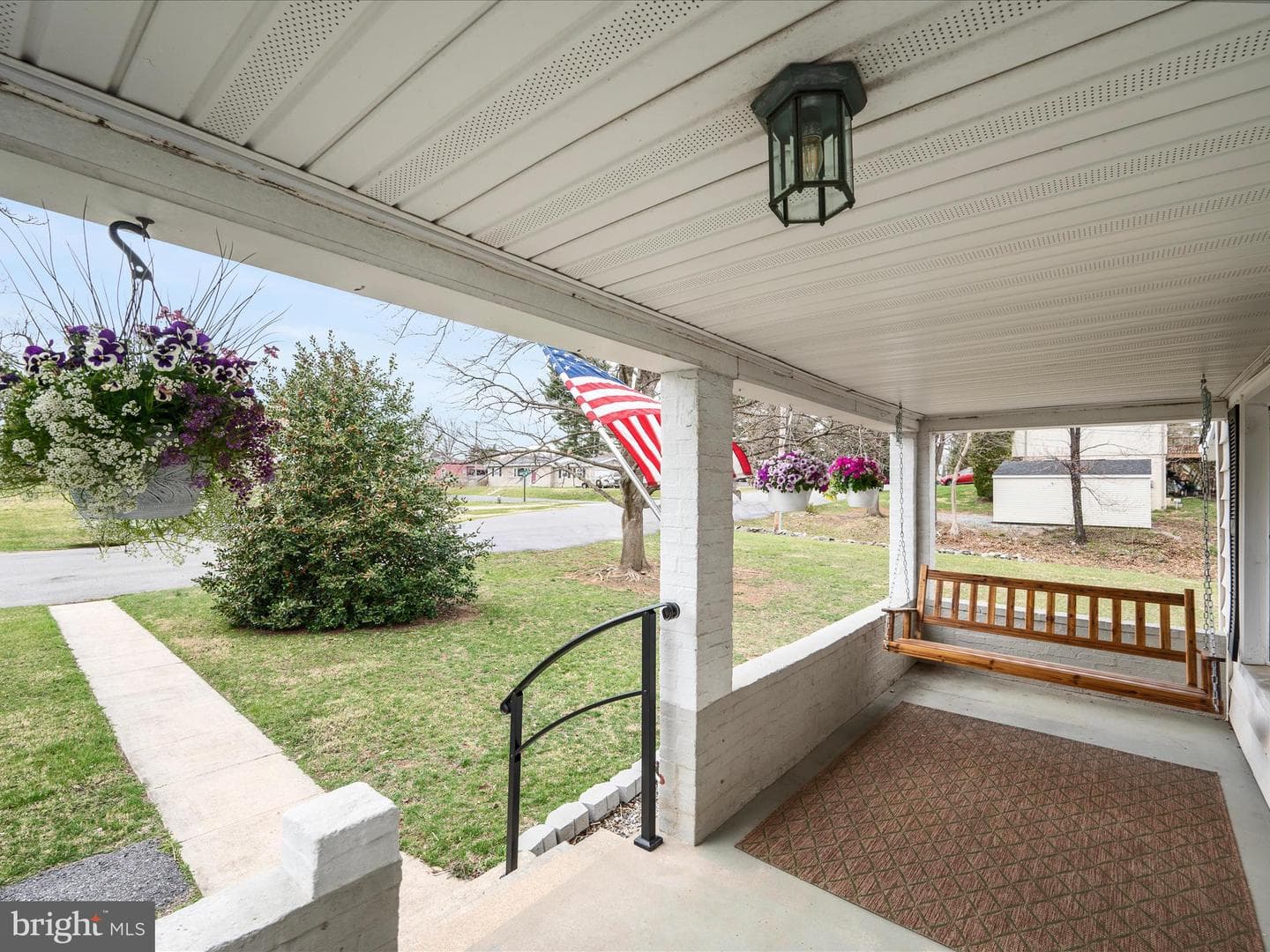11439 Englewood Road photo 7