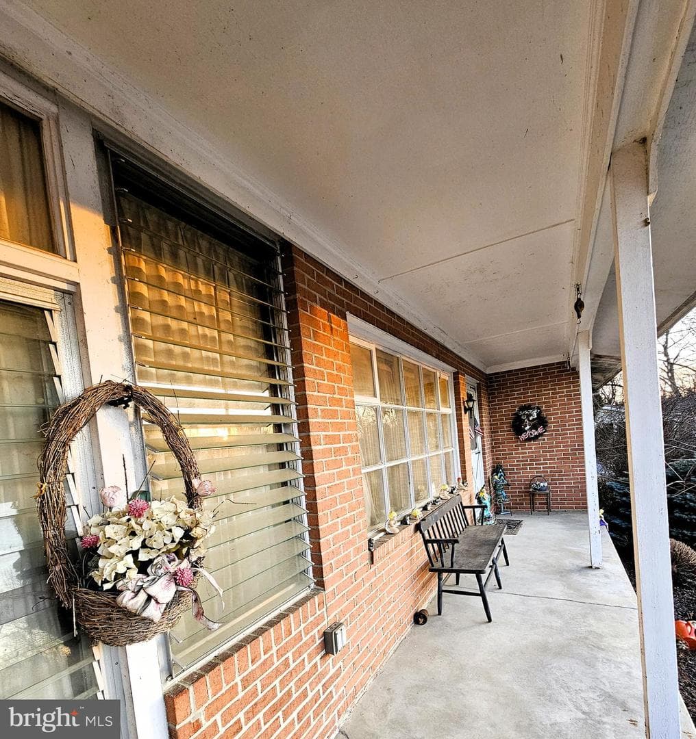20807 Emerald Drive photo 3