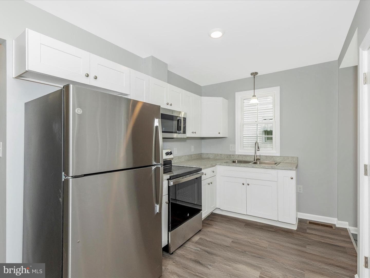 708 Chestnut Street photo 9