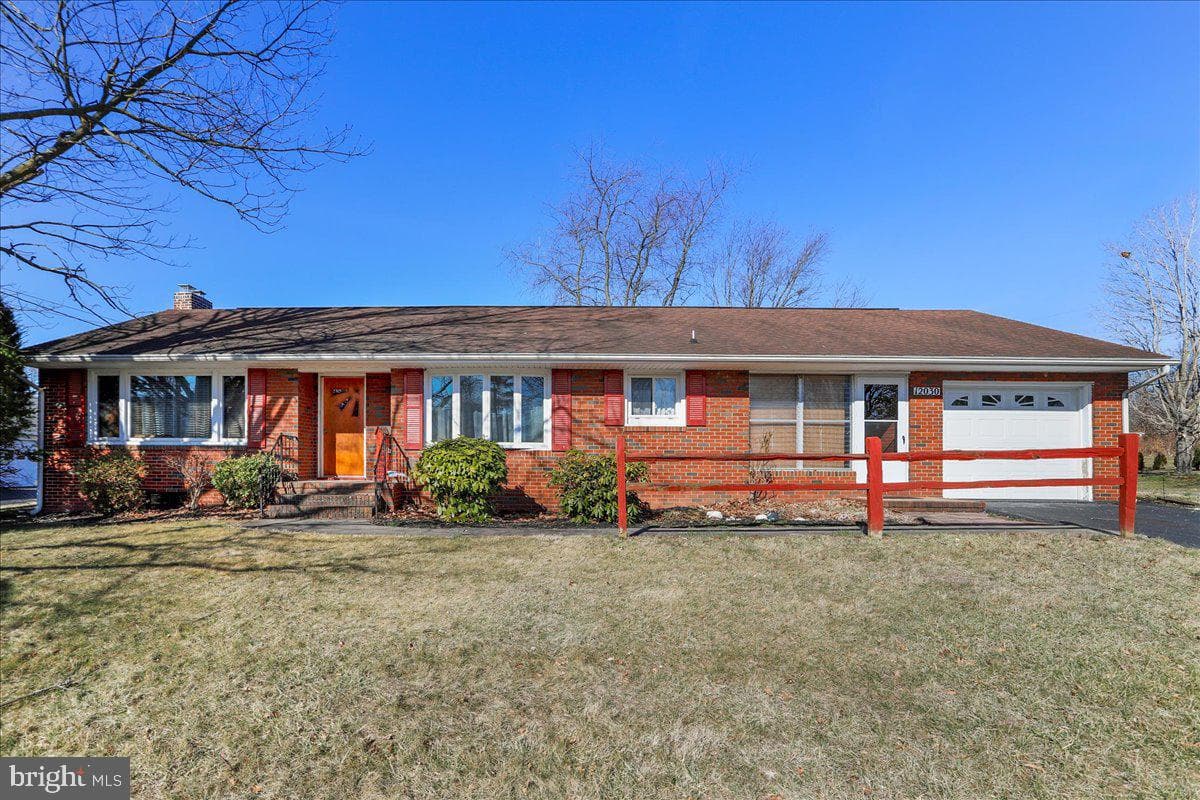 12030 Christy Avenue photo 25