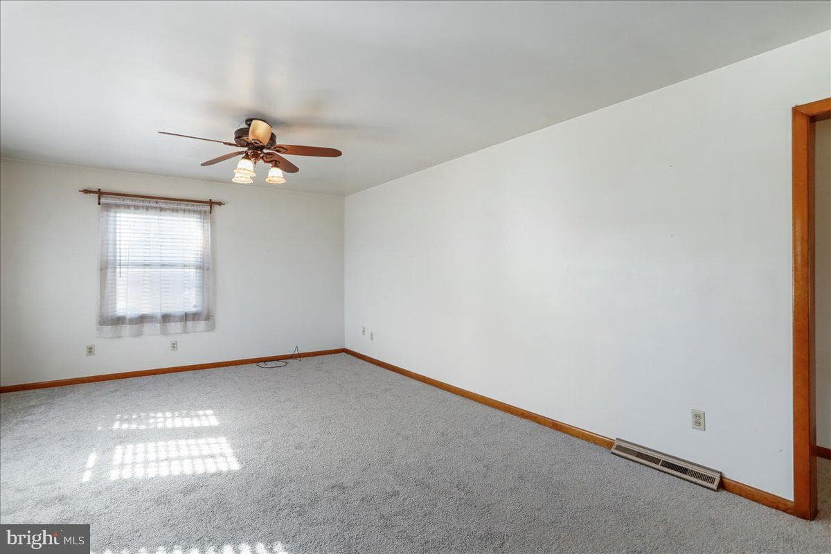 12030 Christy Avenue photo 5