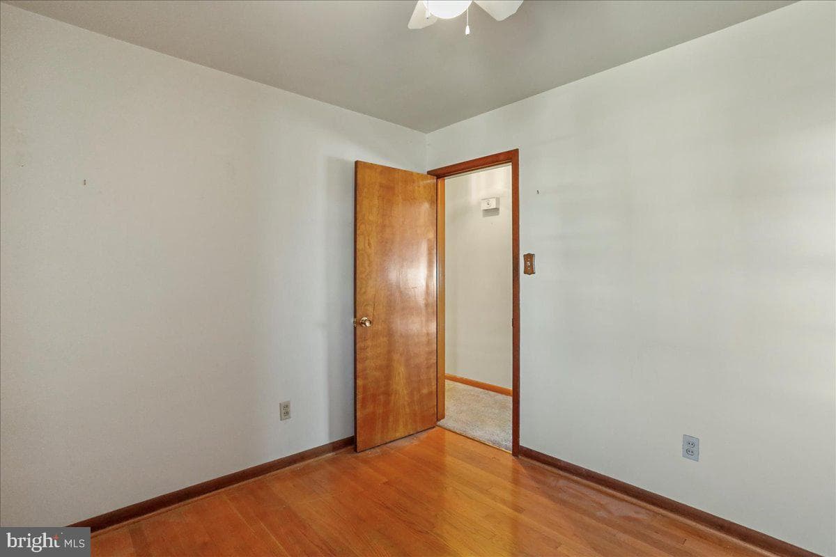 12030 Christy Avenue photo 9