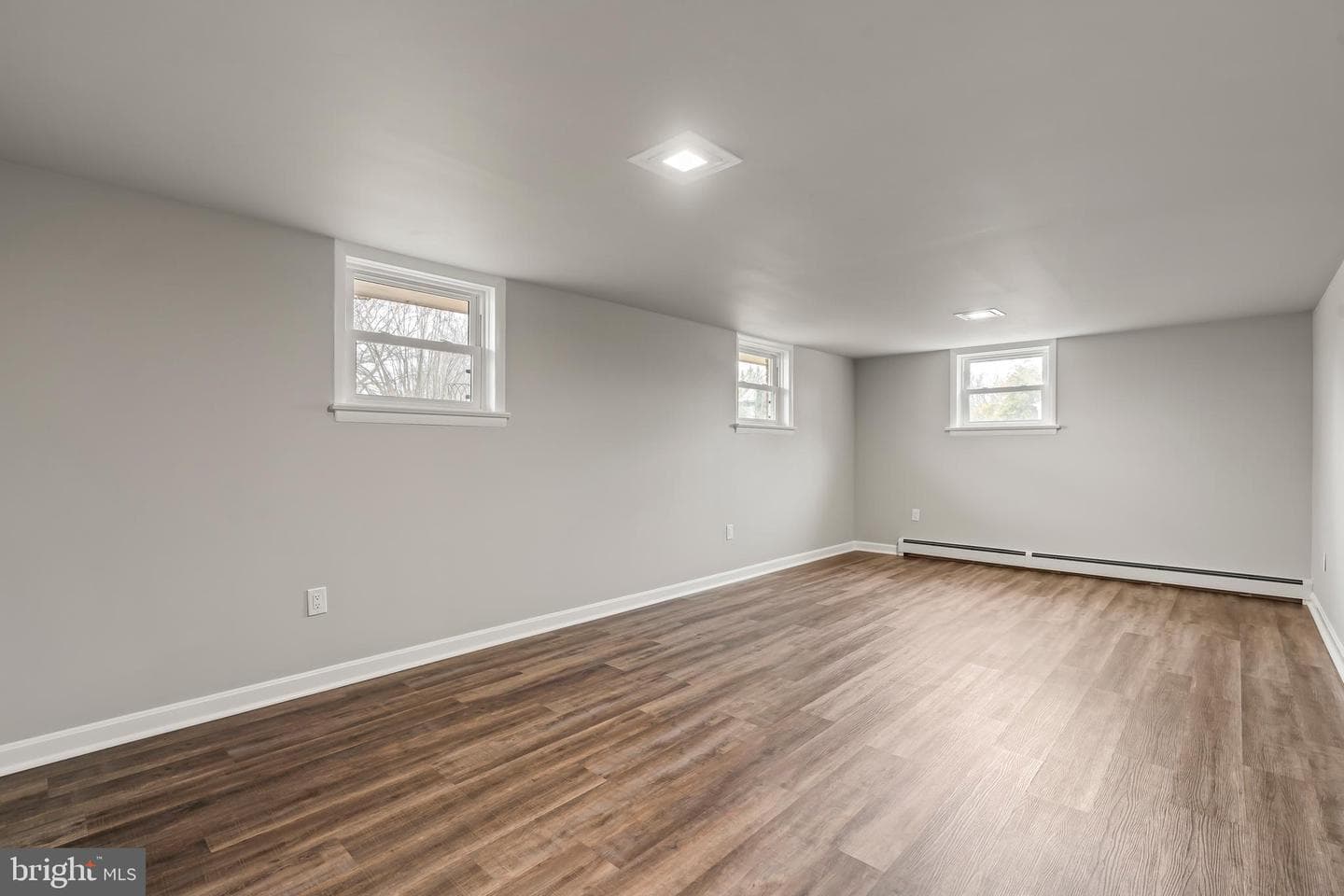 834 Monroe Avenue photo 24
