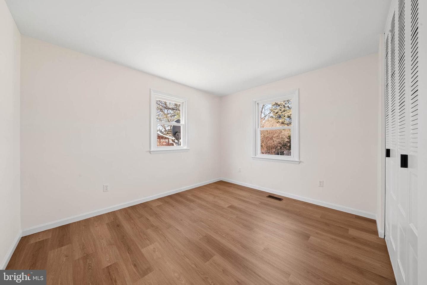6 W Douglas Court photo 12