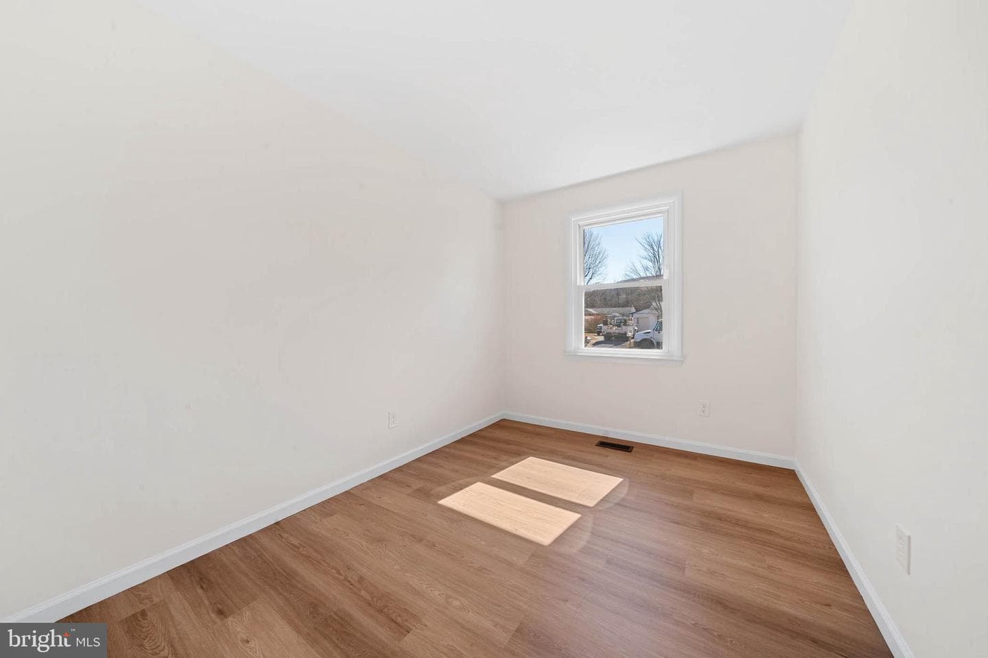 6 W Douglas Court photo 13