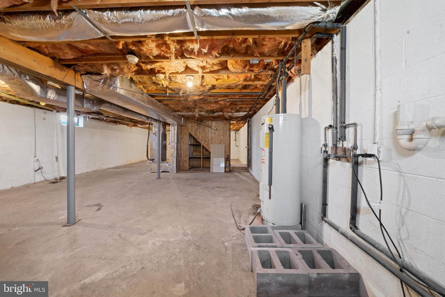 6 W Douglas Court photo 14