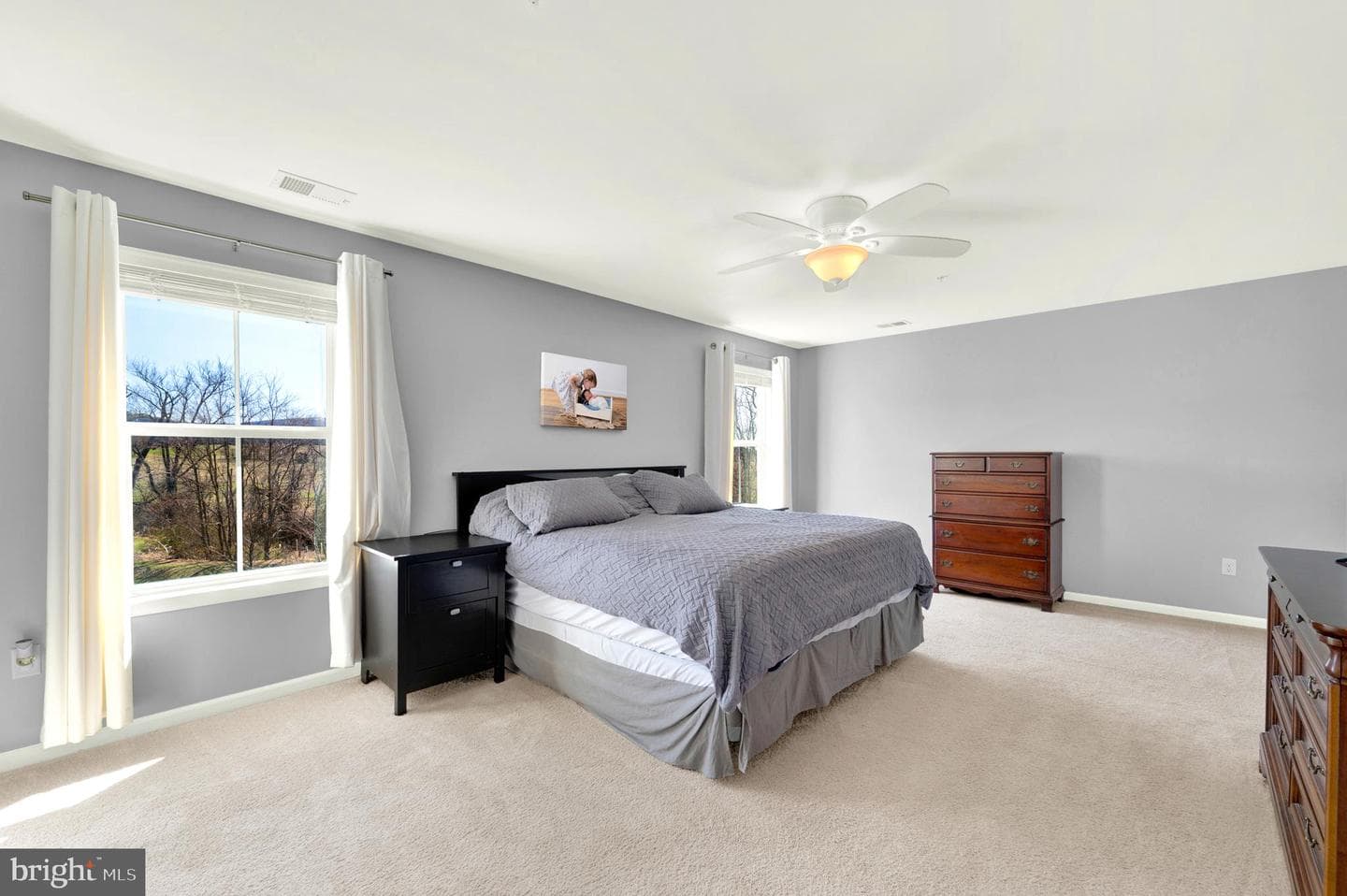 214 Monument Drive photo 21