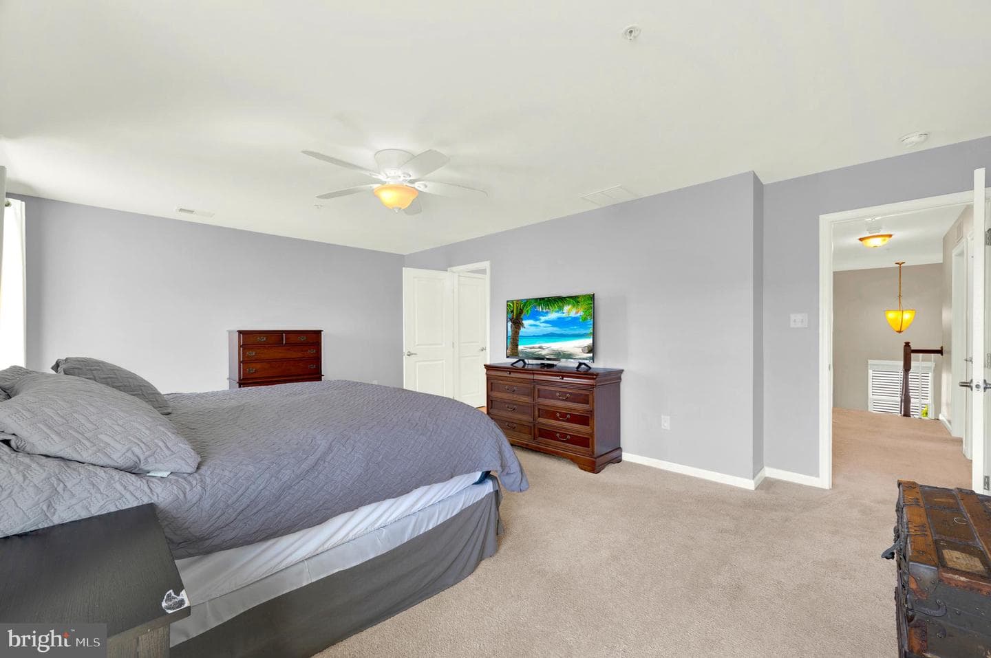214 Monument Drive photo 22