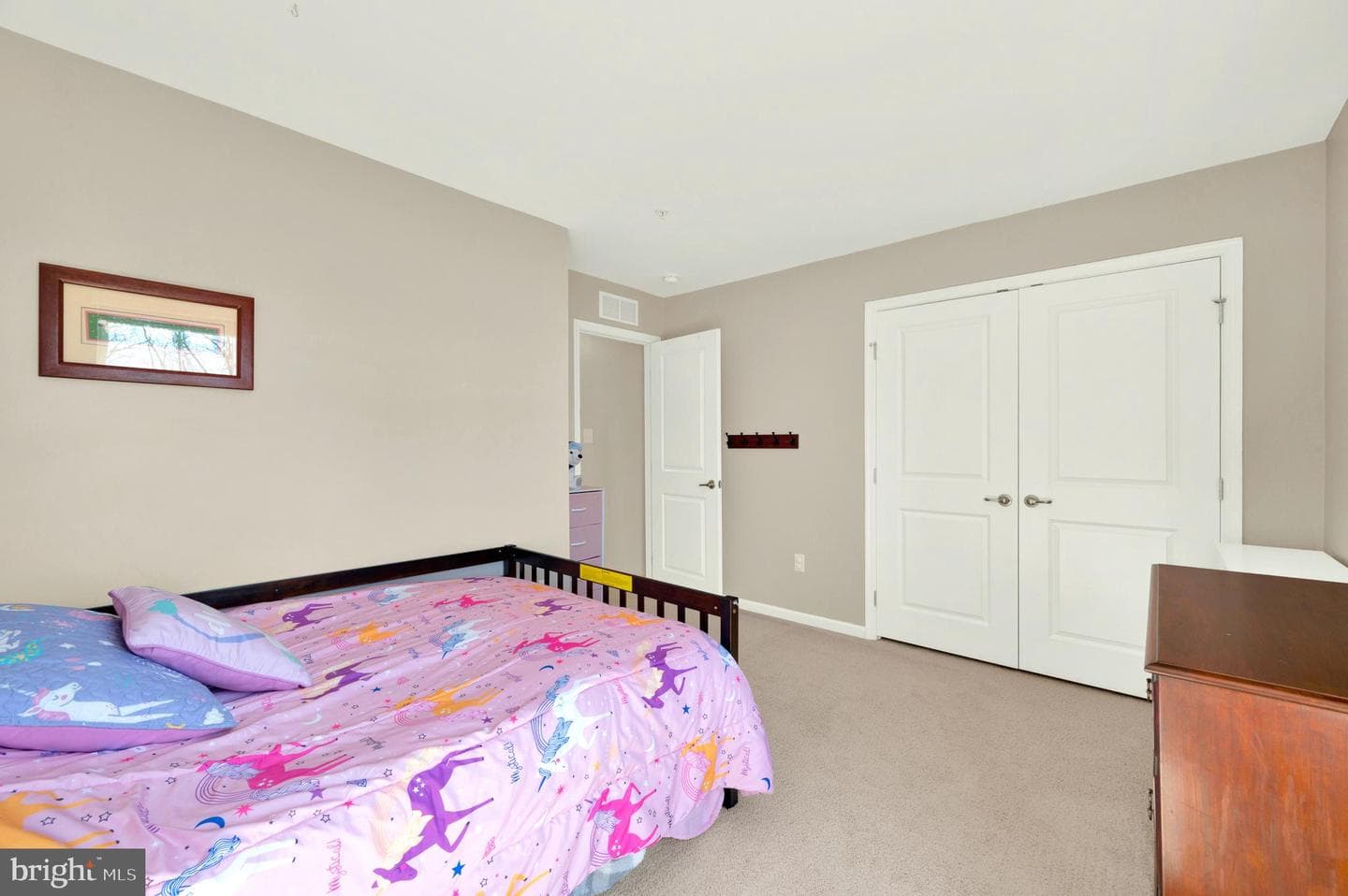 214 Monument Drive photo 28