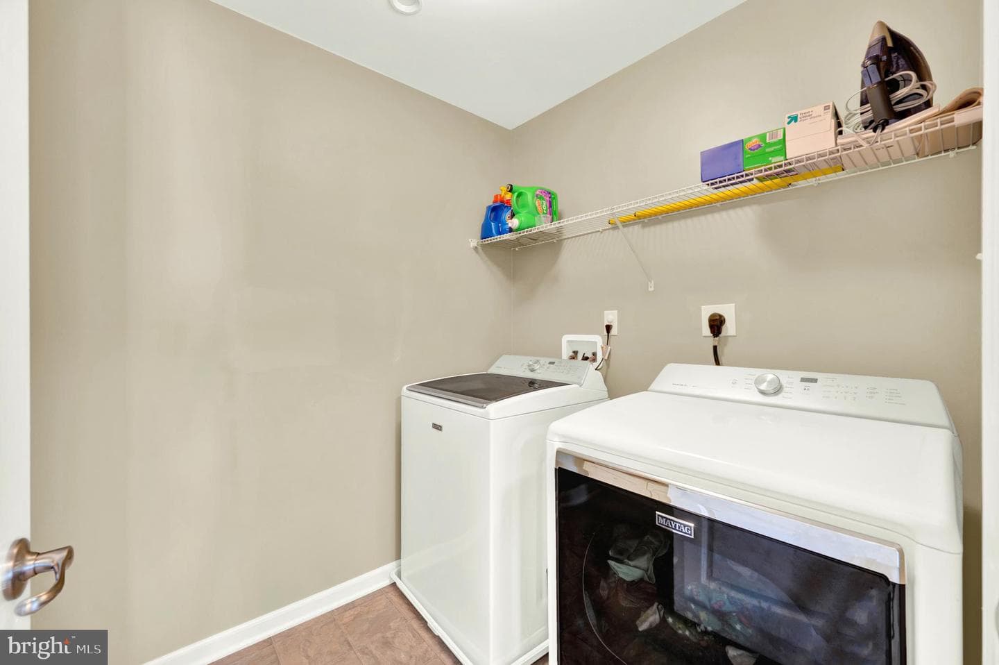 214 Monument Drive photo 34