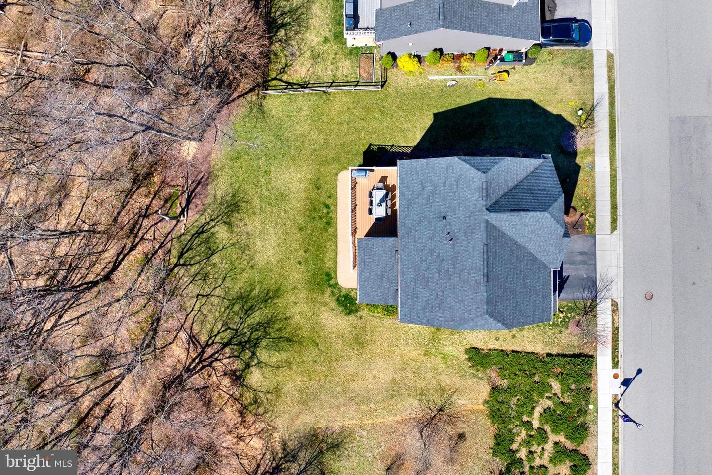 214 Monument Drive photo 53