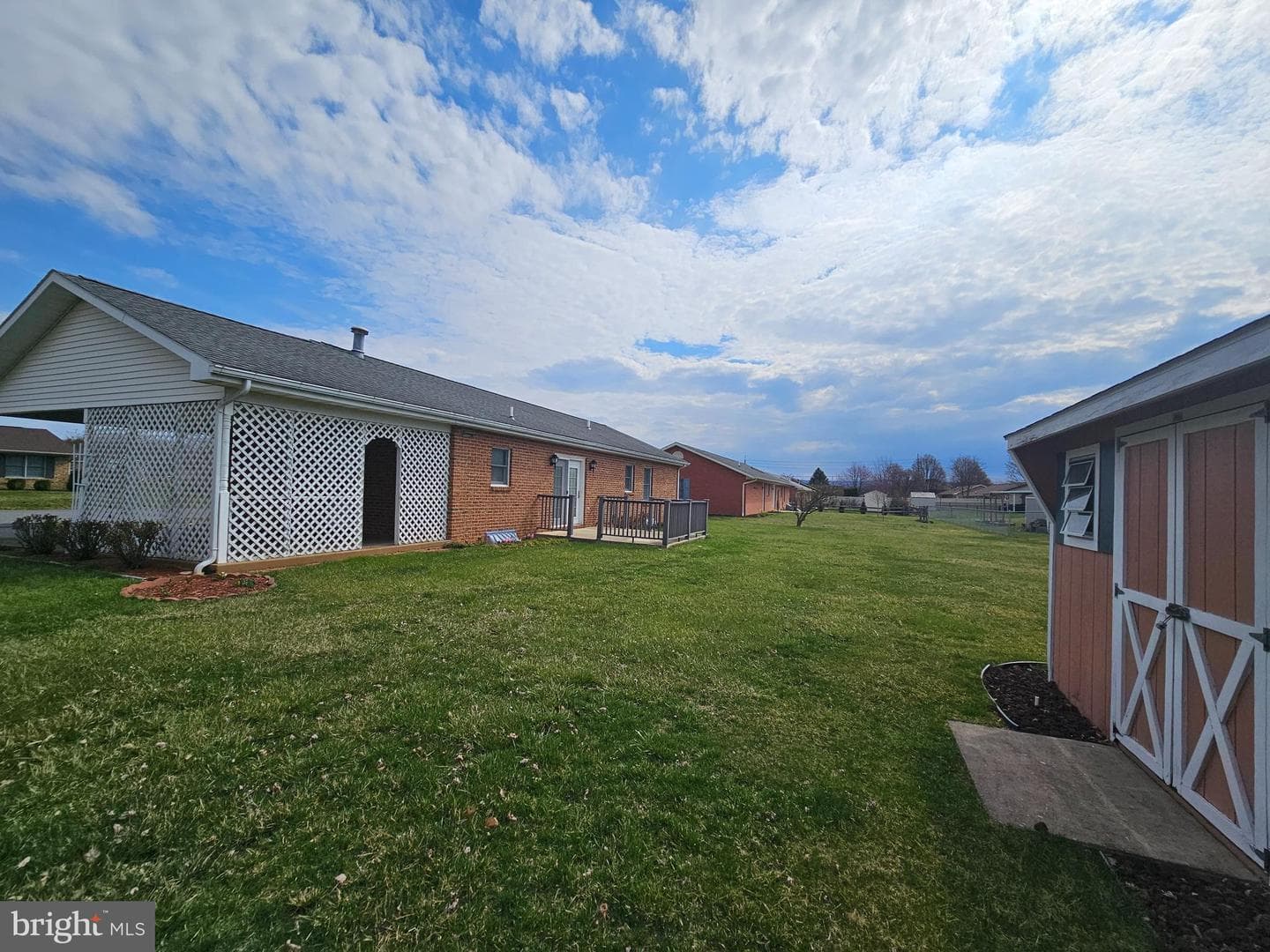 113 S Valley Drive photo 19