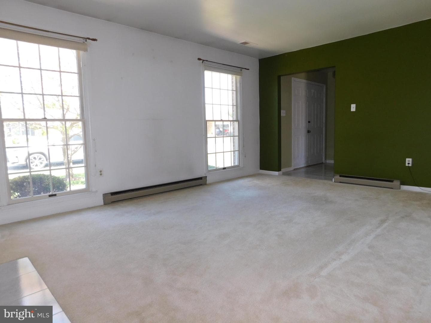 113 S Valley Drive photo 2