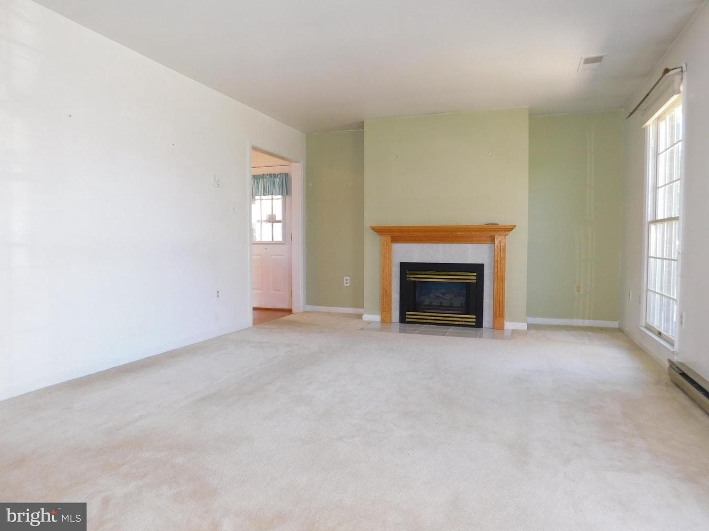 113 S Valley Drive photo 3