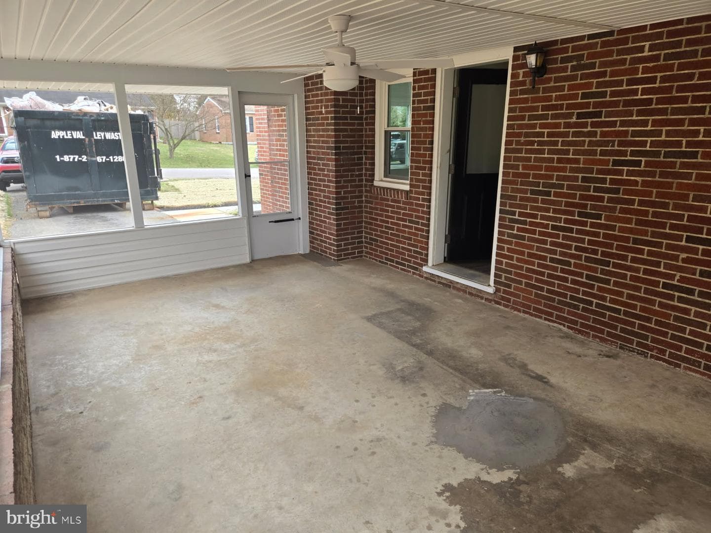 16814 Hampton Road photo 32