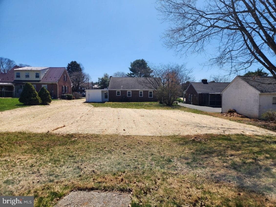 16814 Hampton Road photo 42