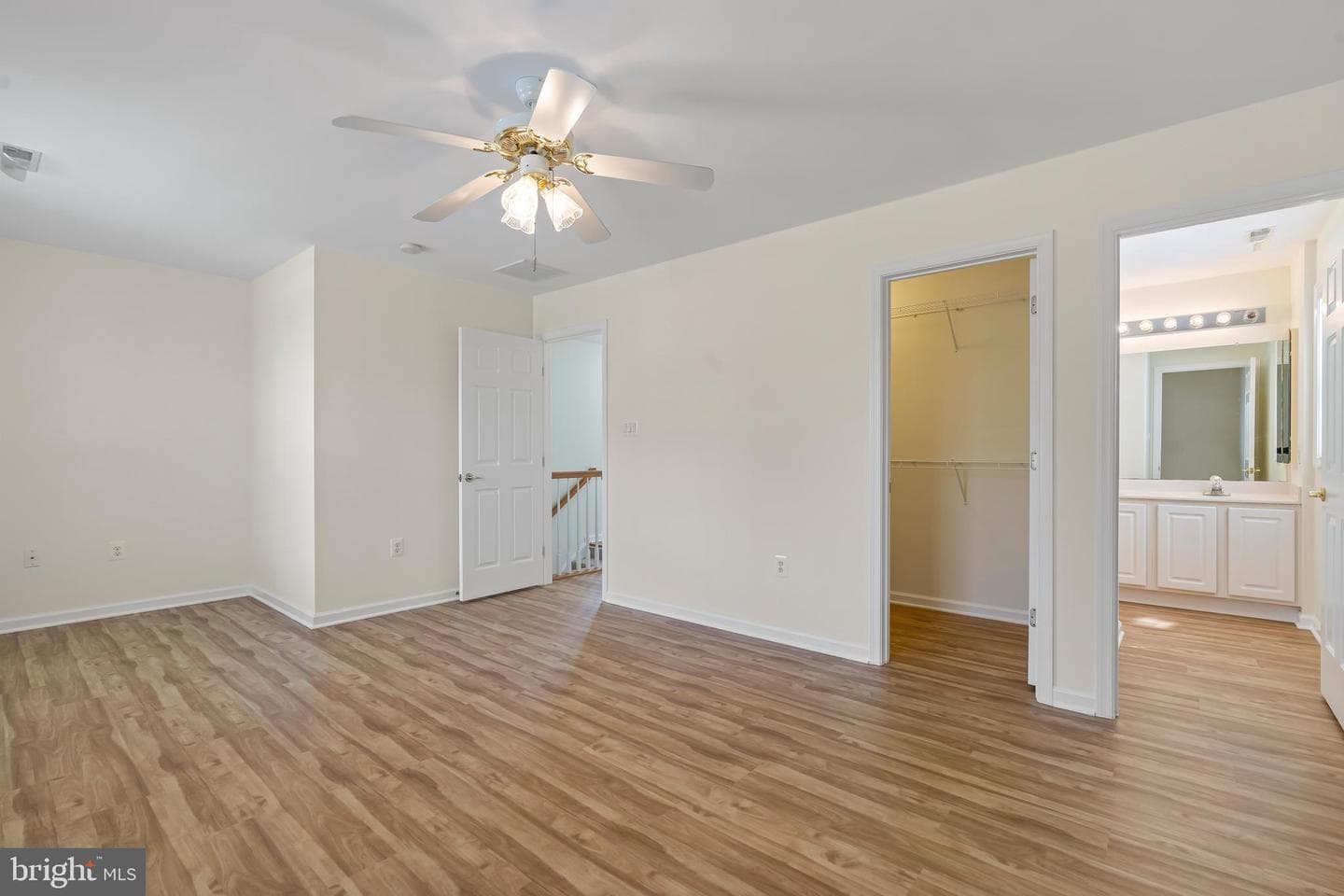 342 Vale Street photo 28