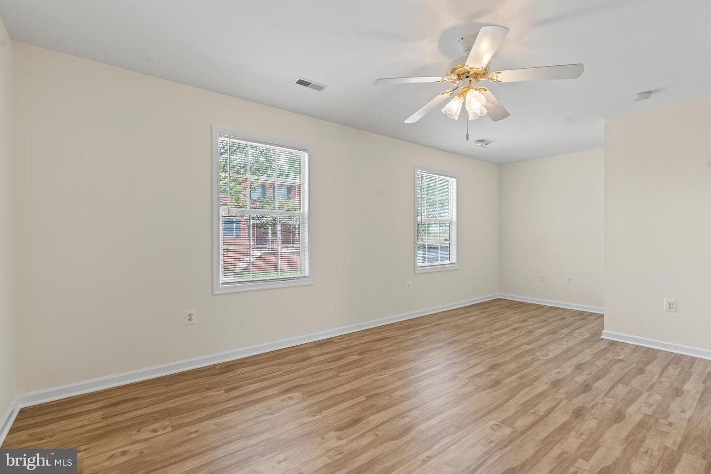 342 Vale Street photo 29
