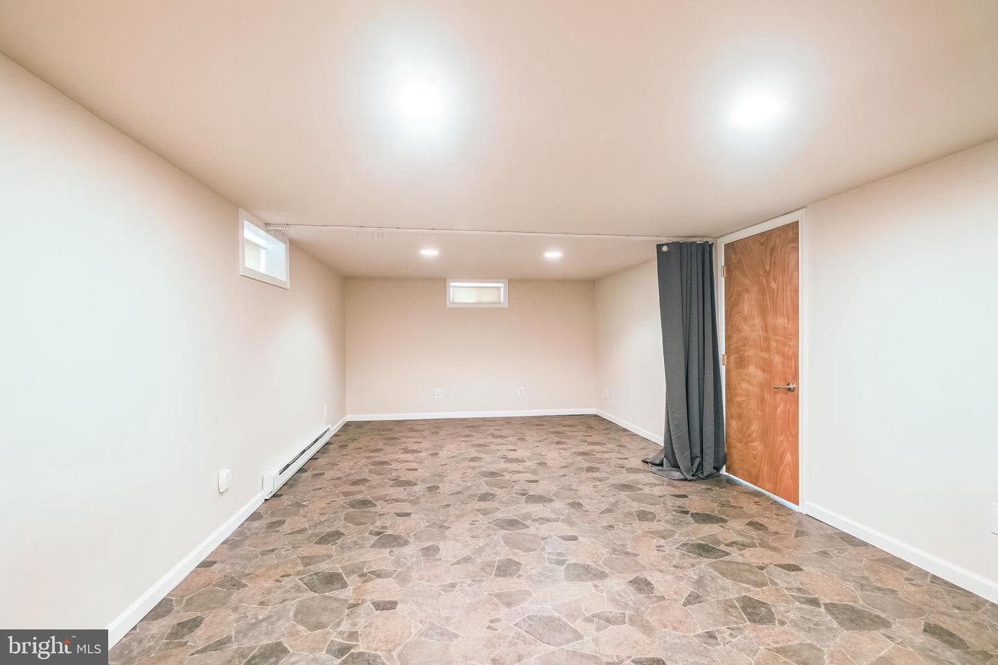10918 Allen Avenue photo 10