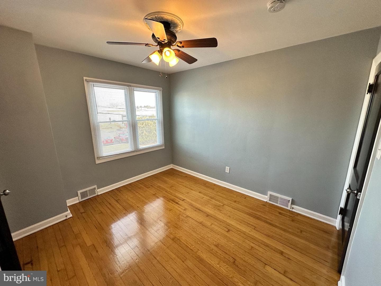300 Radcliffe Avenue photo 27