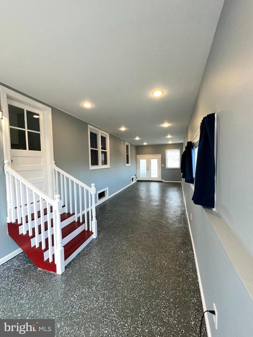 300 Radcliffe Avenue photo 3