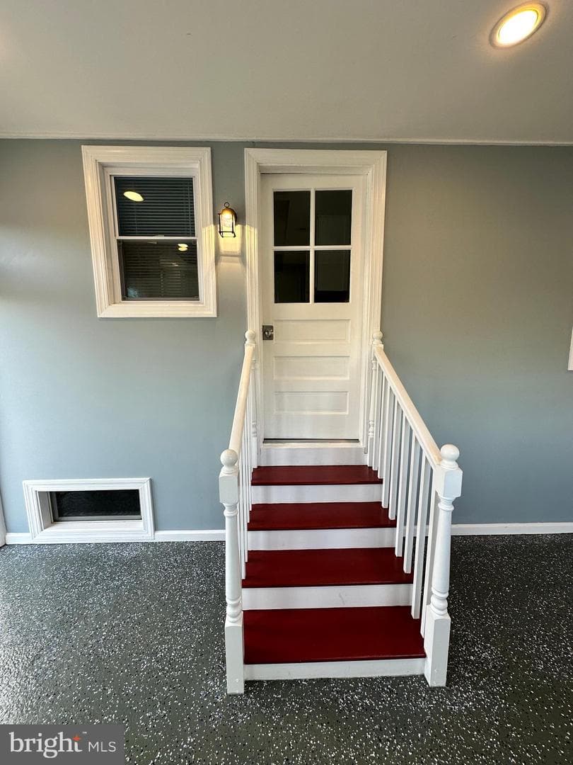 300 Radcliffe Avenue photo 8