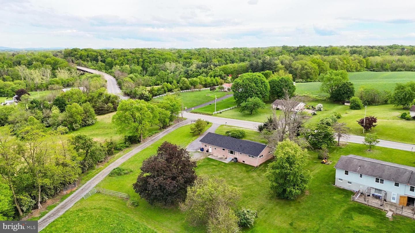 14627 Cearfoss Pike photo 38