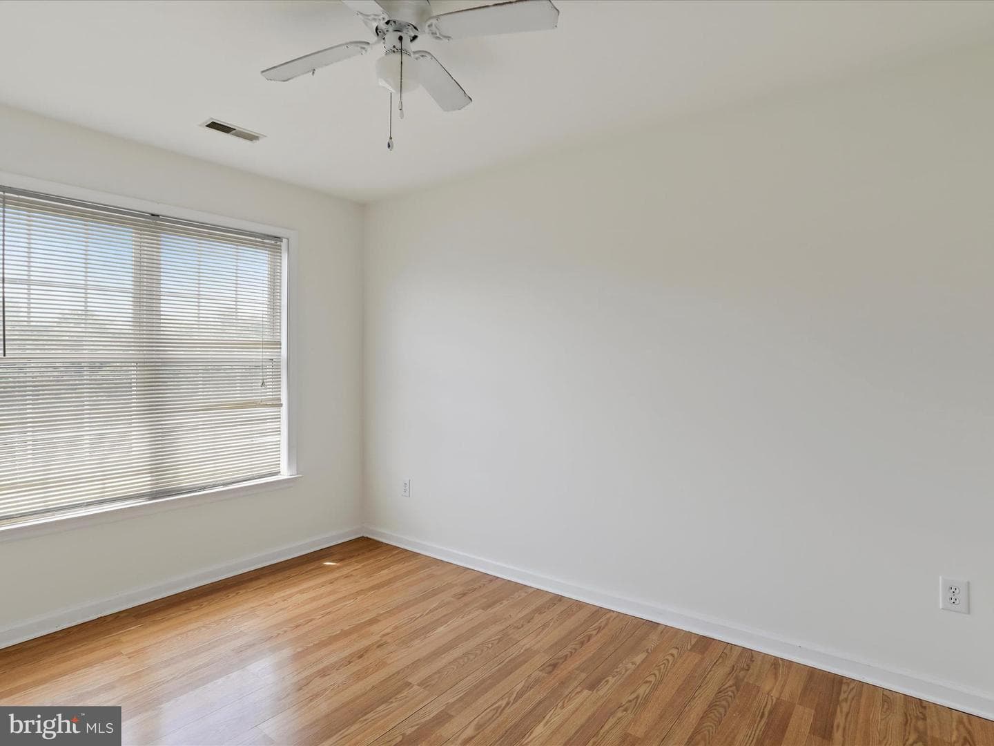 1161 Lindsay Lane photo 5