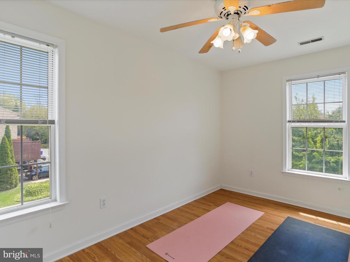 1161 Lindsay Lane photo 7
