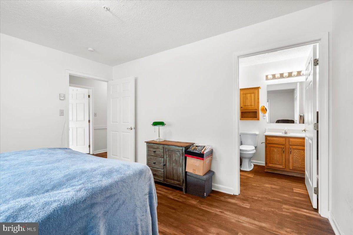 1031 Matthew Court photo 23