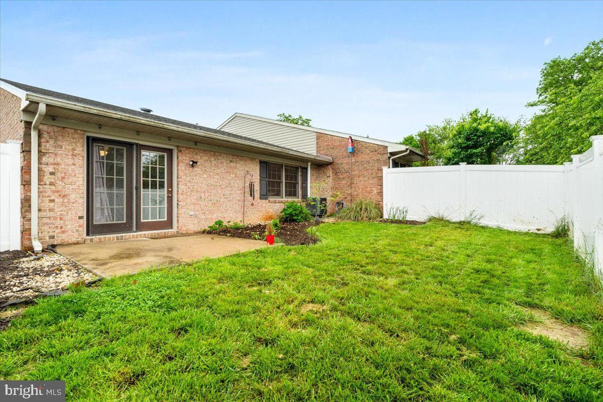 1031 Matthew Court photo 29
