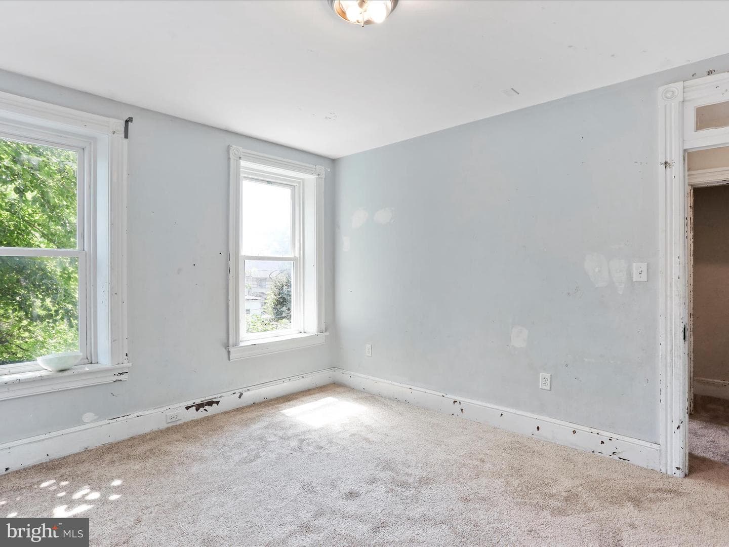 307 Summit Avenue photo 19