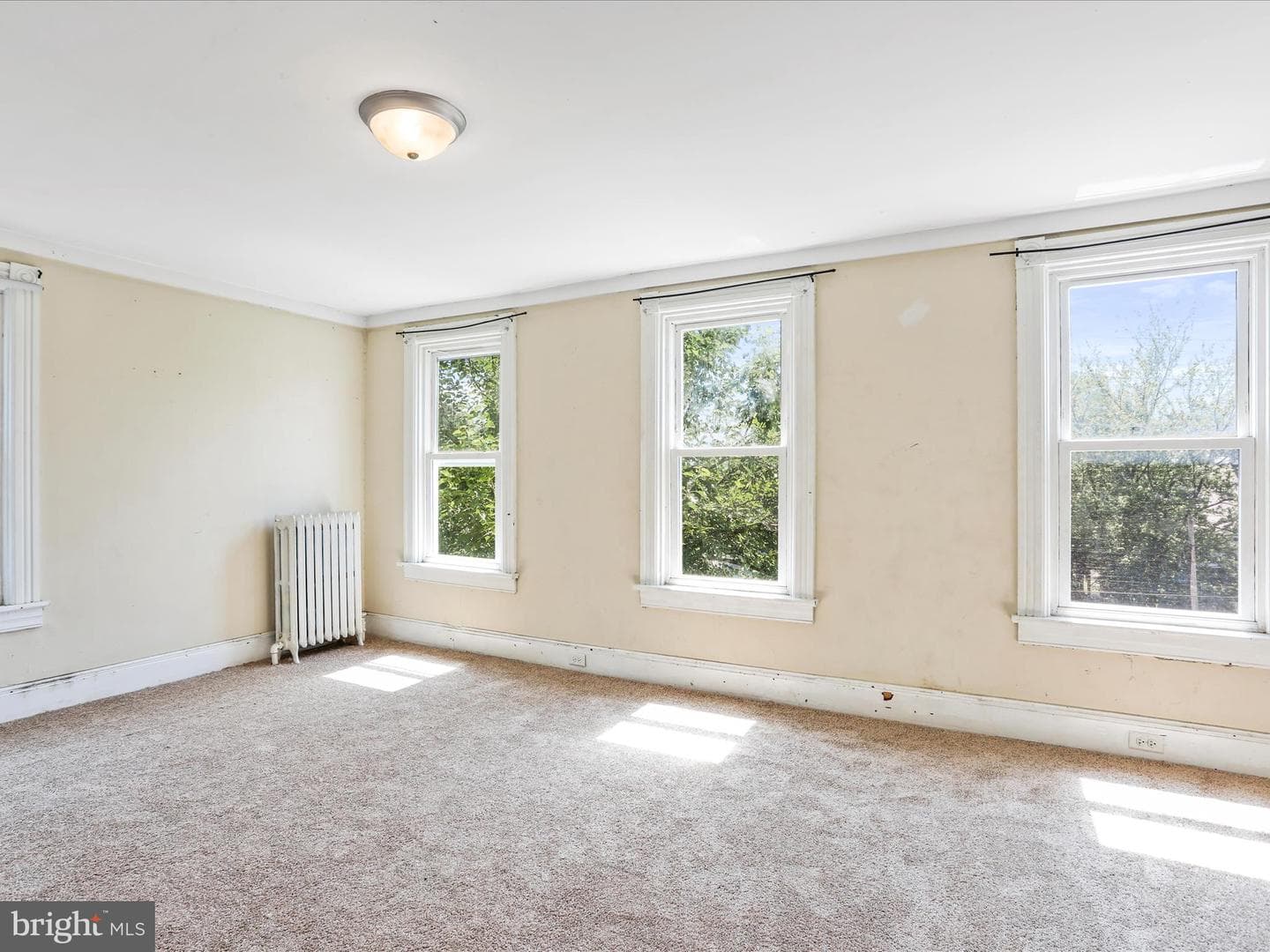 307 Summit Avenue photo 25