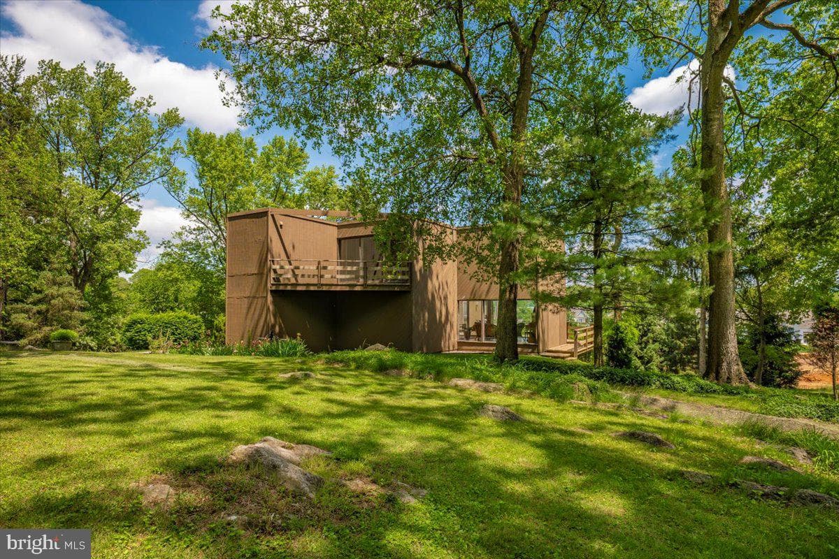 19611 Longmeadow Road photo 100