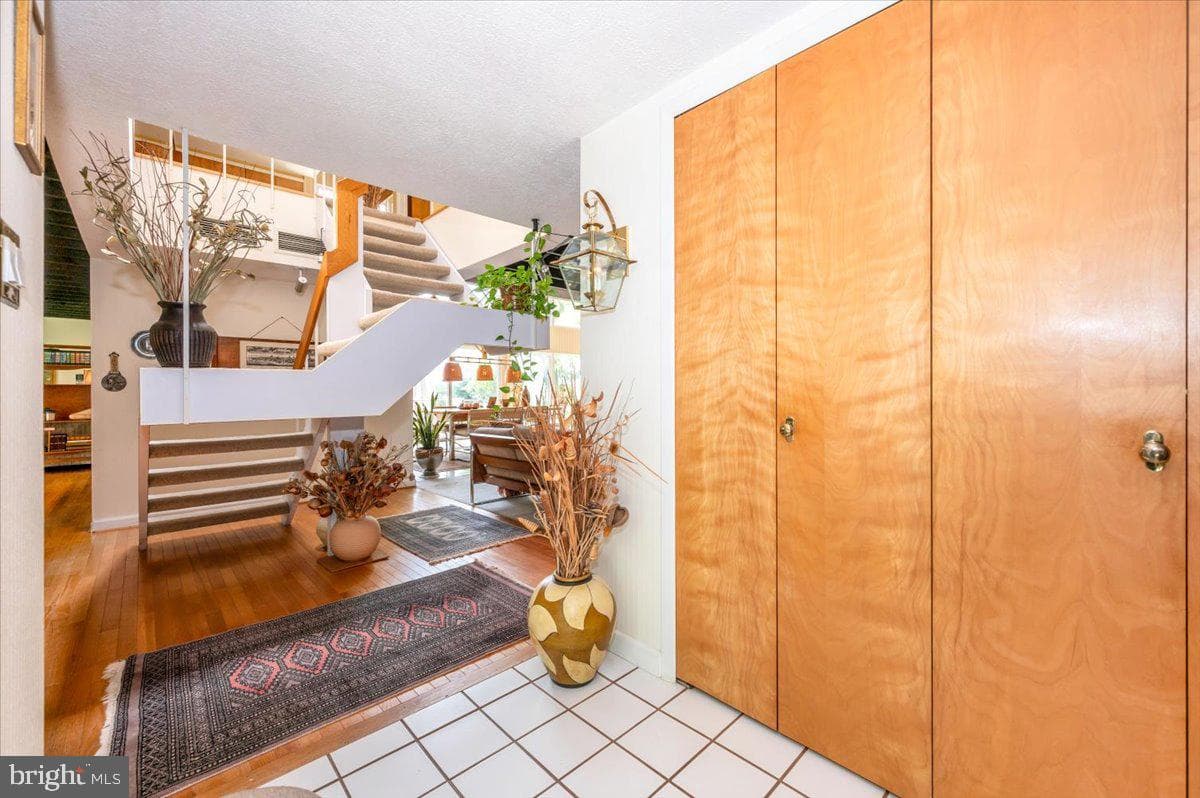 19611 Longmeadow Road photo 13
