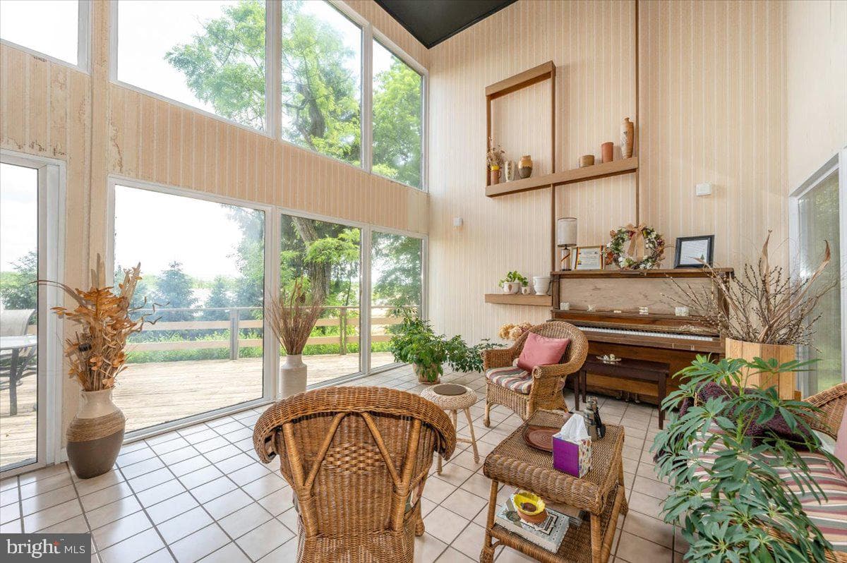 19611 Longmeadow Road photo 31