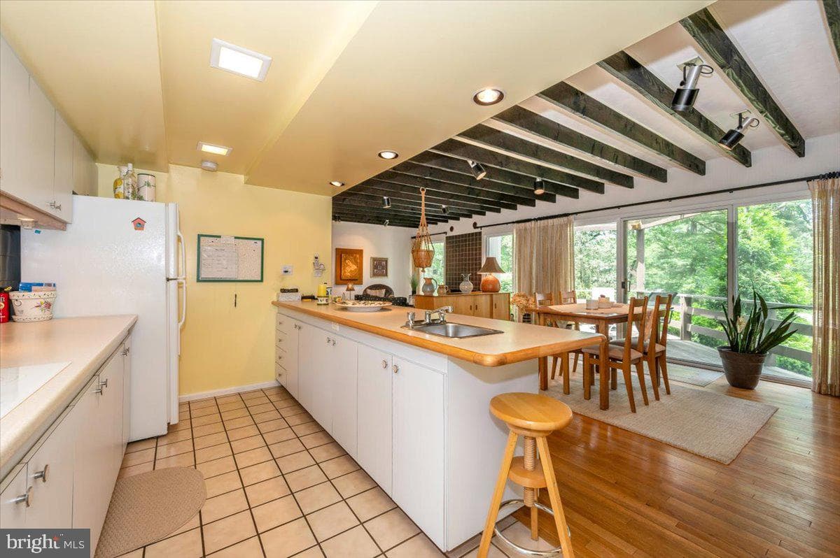 19611 Longmeadow Road photo 39