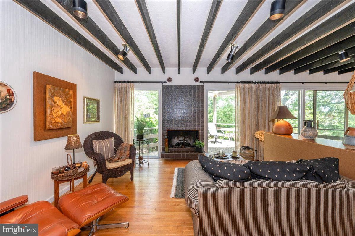 19611 Longmeadow Road photo 47