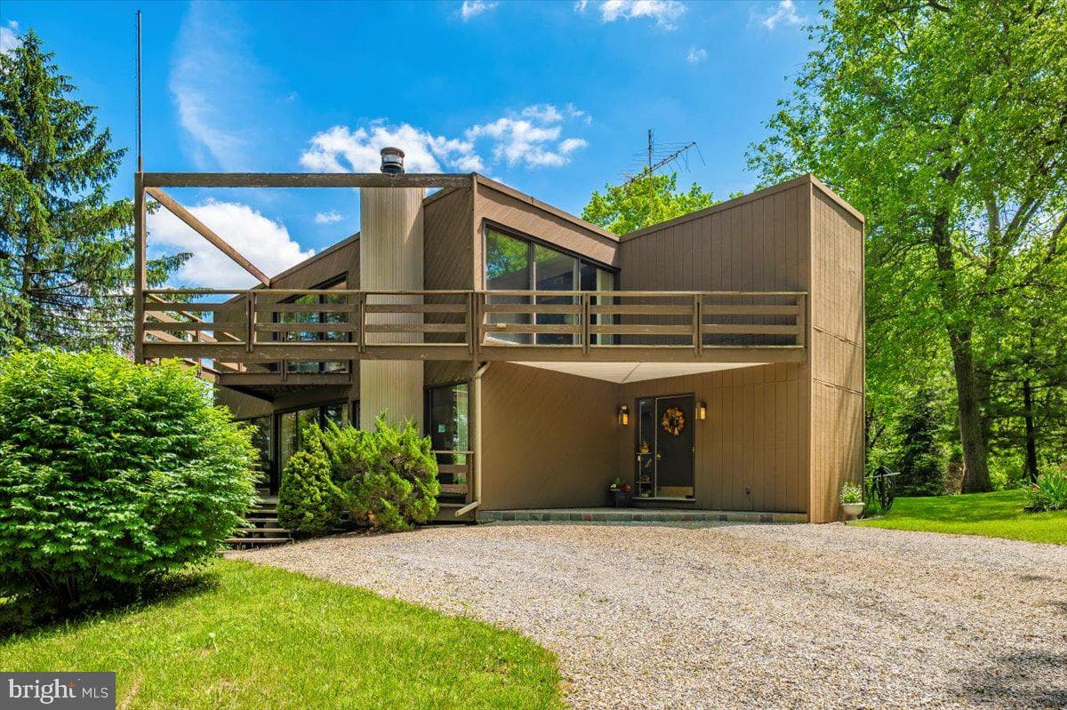 19611 Longmeadow Road photo 5