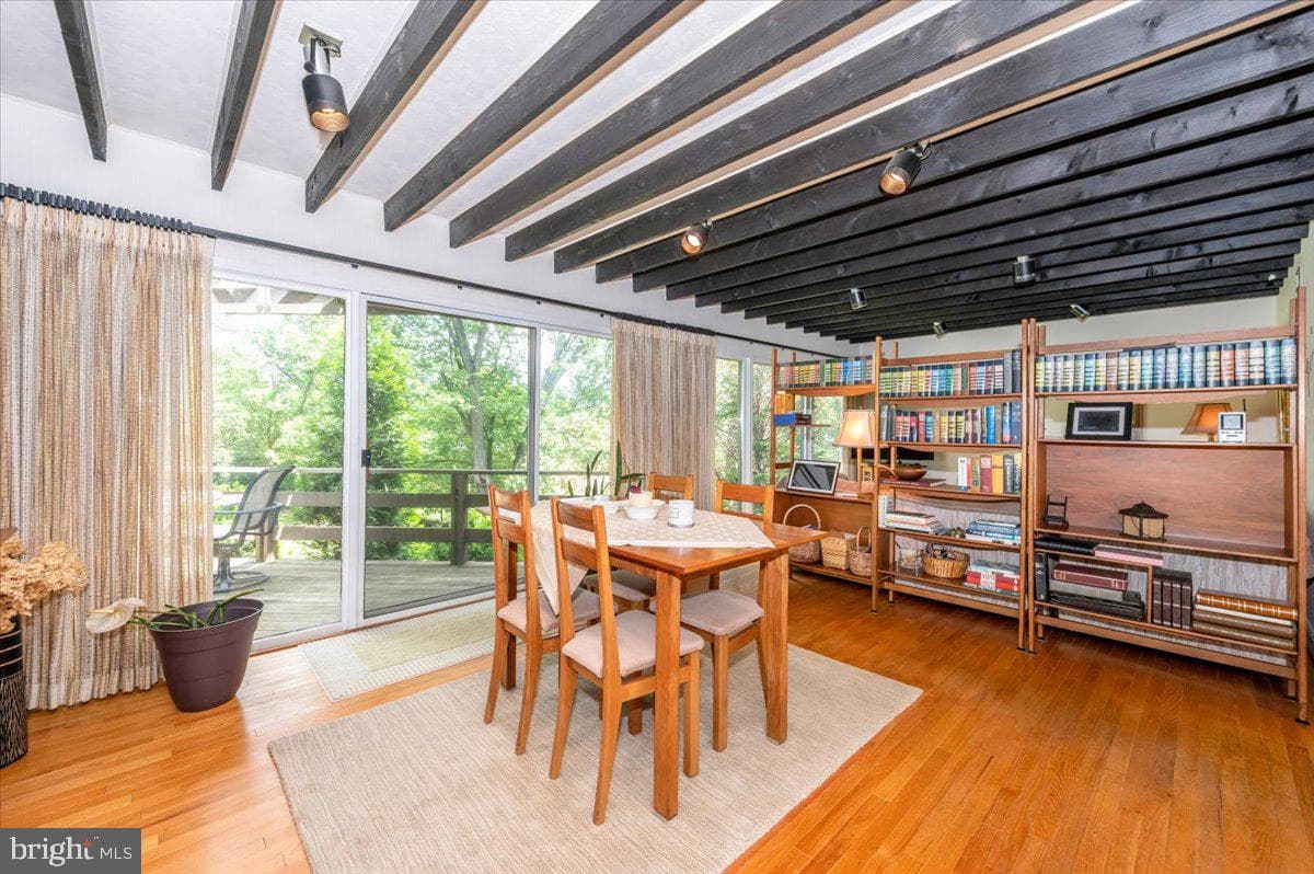 19611 Longmeadow Road photo 59